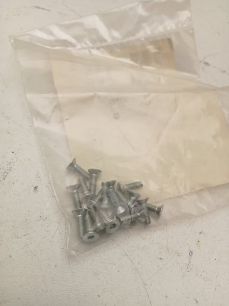 52-4681 Fuller Metric Parts Ltd. Plated Socket Flat Head Screw 20 pieces