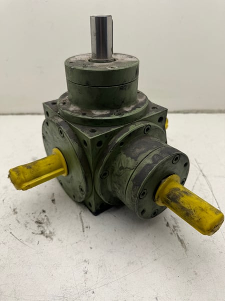 029215 Graessner GmbH Gearbox