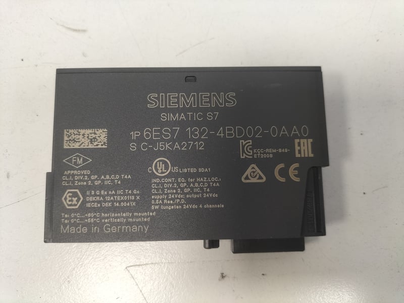 6ES7 132-4BD02-0AA0 Siemens Simatic S7 Digital Output Module