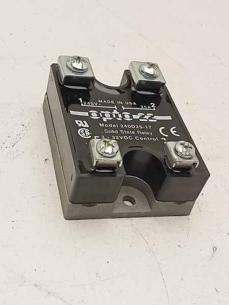 240D25-17 Opto 22 Solid State Relay
