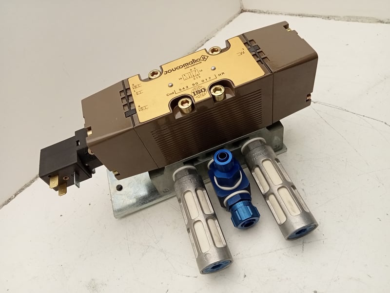 542 90 017 Joucomatic Pneumatic Solenoid Valve