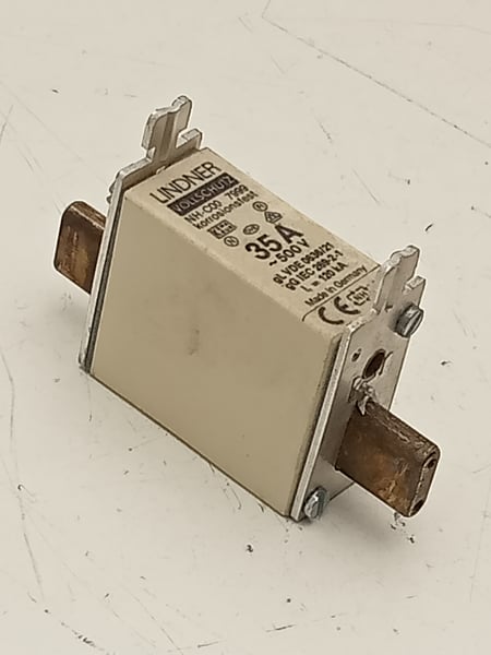 NH-C00 7999 Lindner Vollschutz