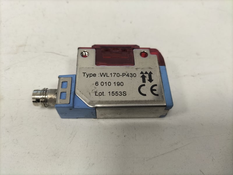 WL170-P430 Omron Limit Switch