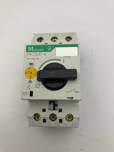 072737