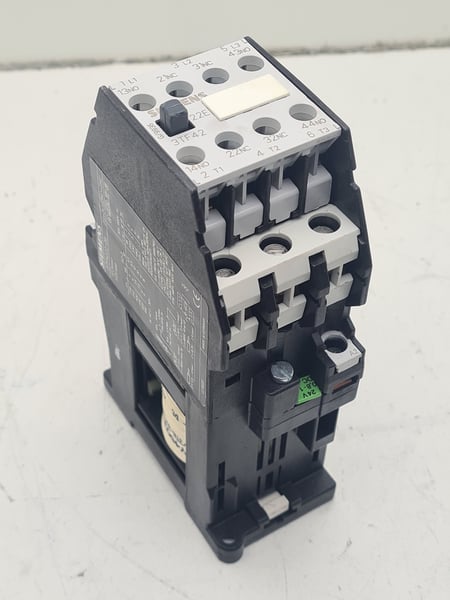 3TF42 22-0BB4 Siemens Contactor
