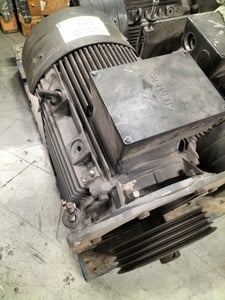 Siemens 225M AC Motor