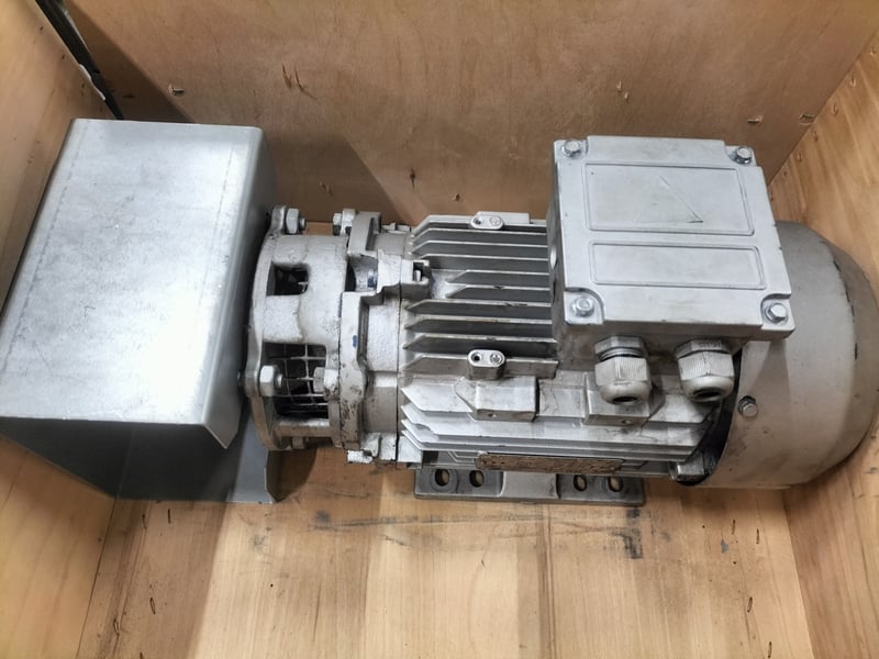 90L-2 Electramo 3 Ph-AC Motor