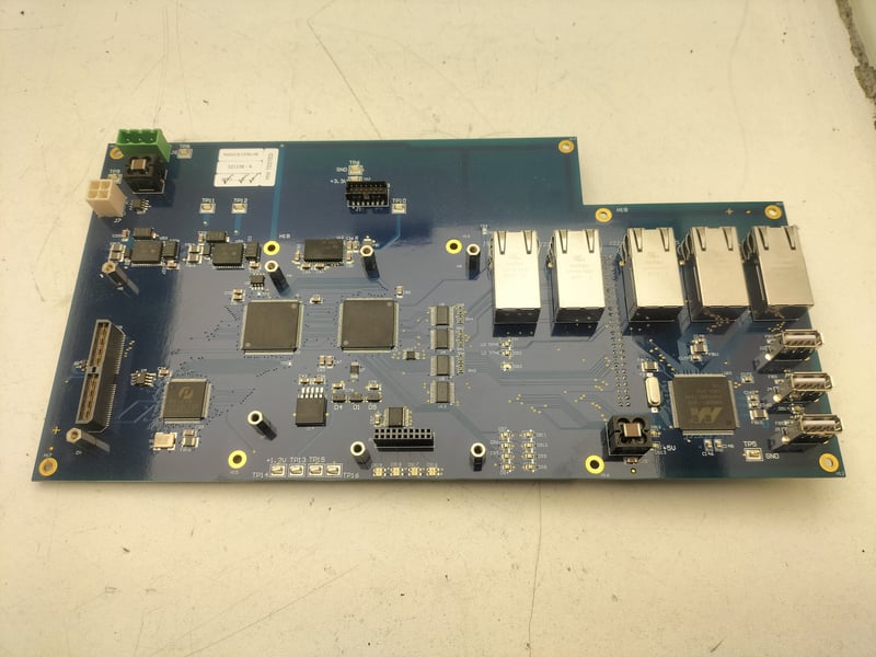 321138 Unice Board