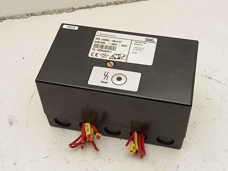 IFS 110IM - 10/1/1T Kromschröder Ignition Transformer