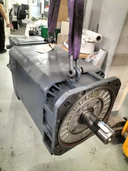 1PH7167-2EG33-0BD8-Z Siemens 3-Phase AC Servo Motor
