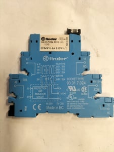 93.01.7.024 Finder Socket type