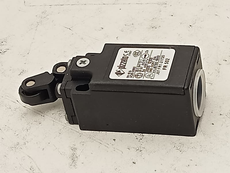 FR 502 Pizzato Safety Interlock Switch