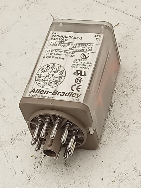 700-HA33A03-3 Allen-Bradley Control Relay