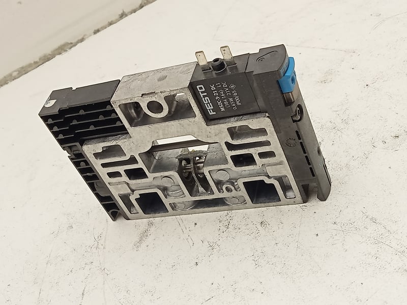 CPV14-M1H-5LS-K-1/8 Festo Vacuum Generator