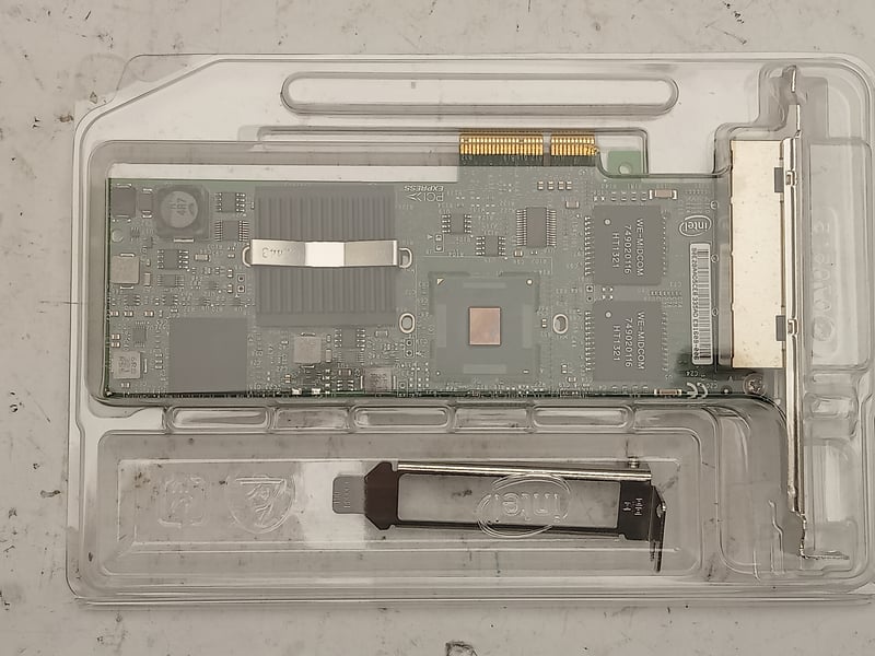 E1G44ET2 Intel Ethernet card