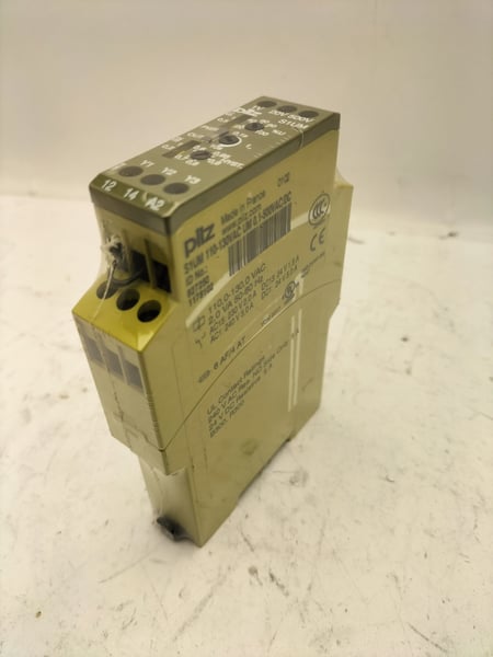 827250 Pilz Relay