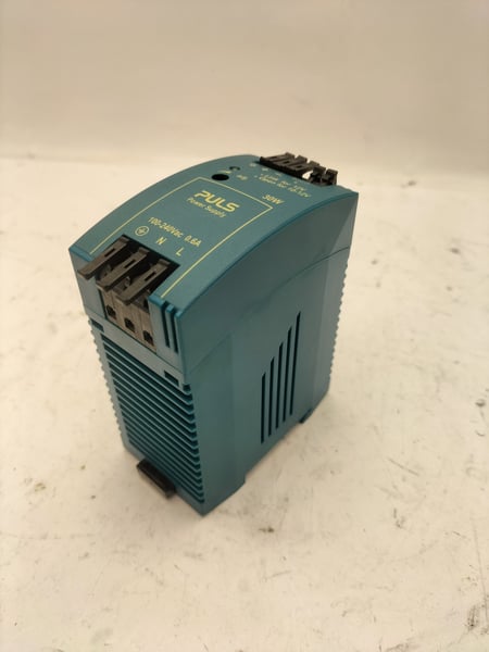 ML30.102 Puls Industrial grade power supply