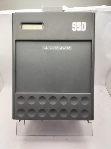 590/0350/5/0/0/0/2/1/0000/000/000/000/0/00/00/00/ Parker SSD Drive