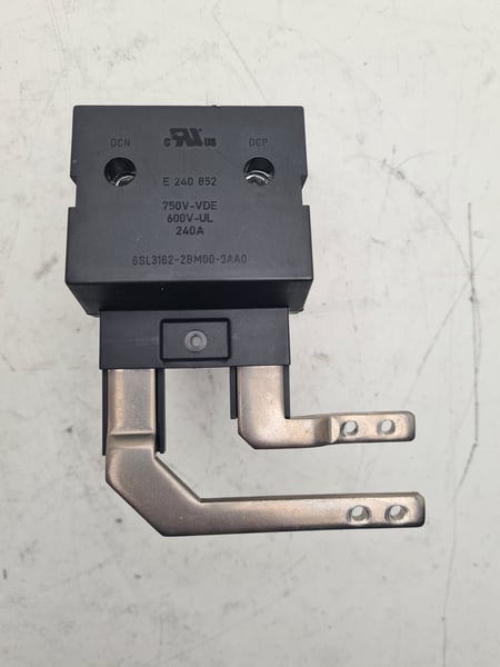 6SL3162-2BM00-0AA0 Siemens Sinamics DC Link Rectifier Adapter