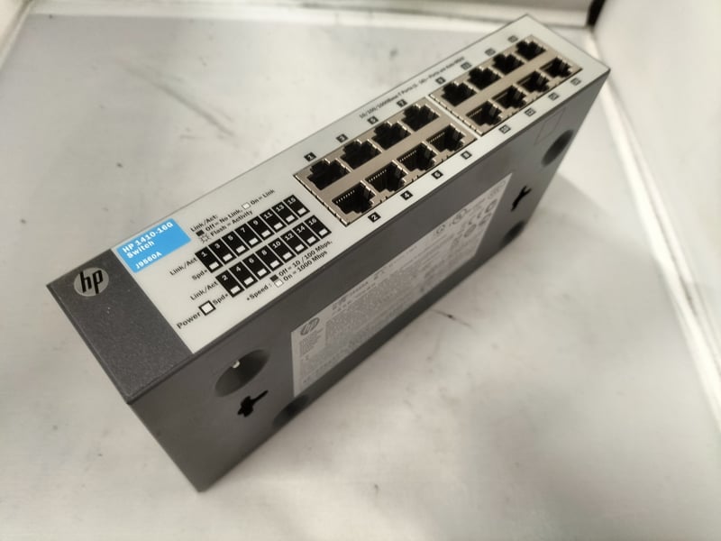 J9560A Hewlett Packard HP Switch