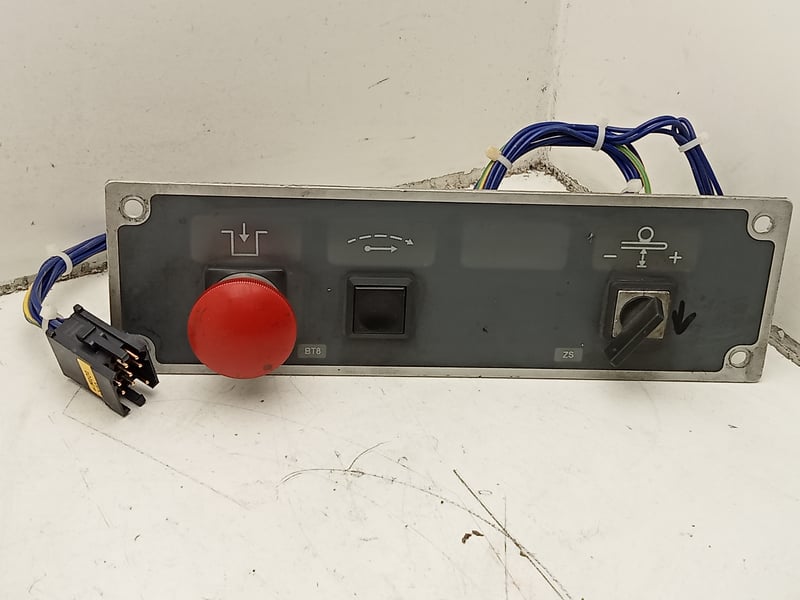 BT8-ZS manroland Control Panel