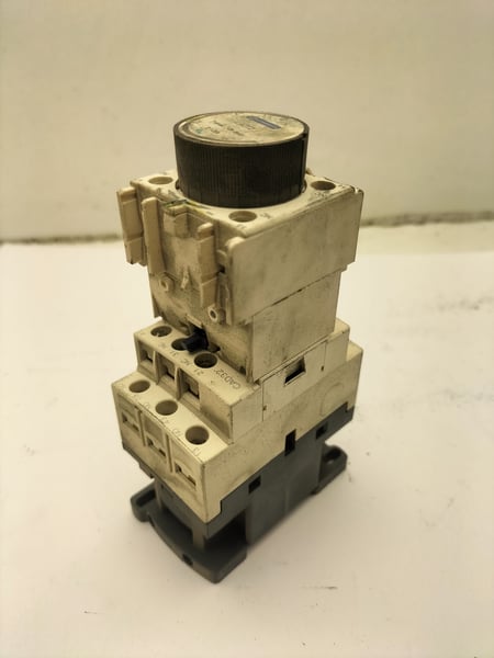 A013250 Schneider Electric Auxiliary Contact Block