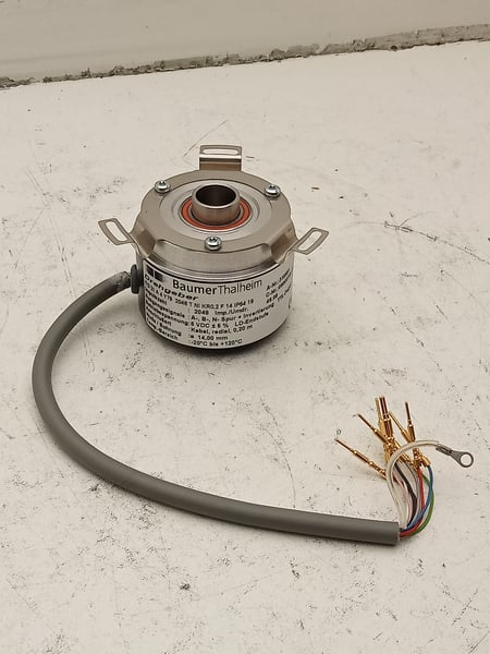 TTD 21 A 4 Y79 2048 T NI KR0.2 F 14 IP54 19 Baumer Thalheim Rotary encoder