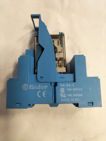94.84.1 Finder Relaissocket