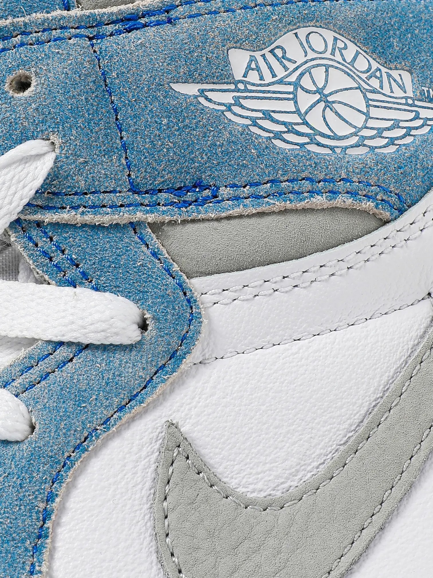 Jordan Jordan 1 Retro High Hyper Royal Smoke Grey – detail view in premium quality with AA+ craftsmanship