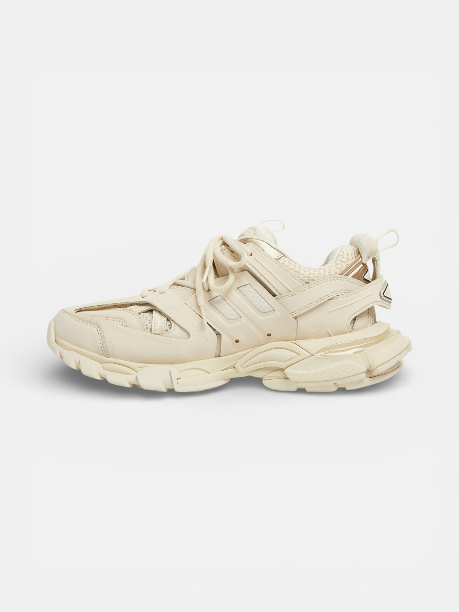 Balenciaga Balenciaga Track Sneaker Beige – close-up detail view in premium quality with AA+ craftsmanship
