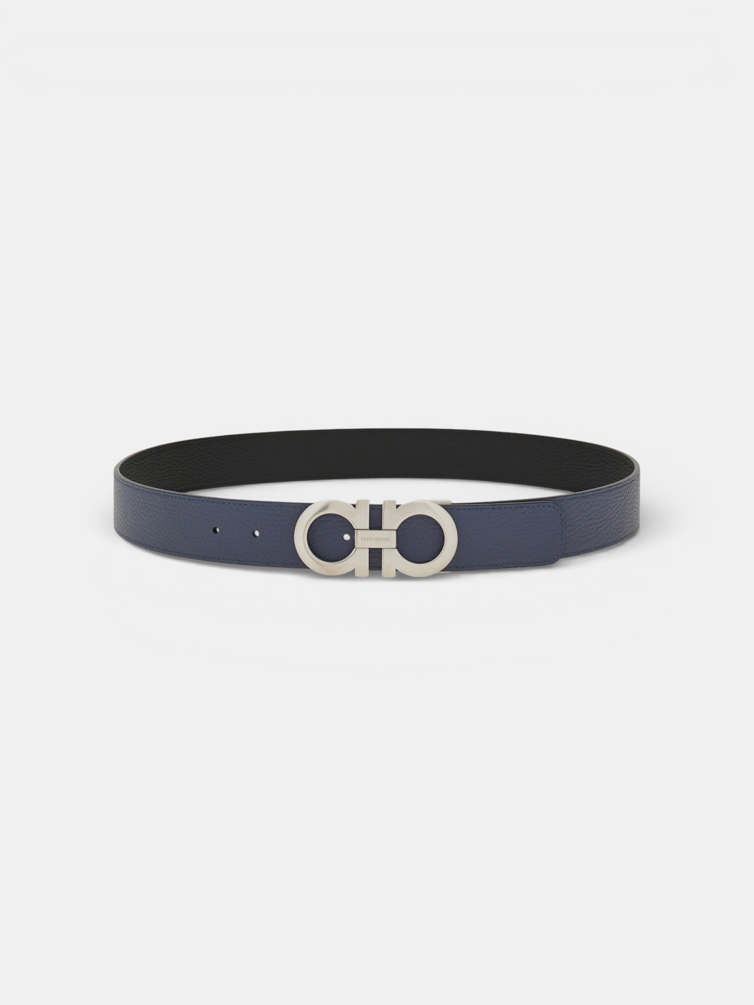 Ferregamo Ferregamo Reversible and Adjustable Belt Graphite Black – close-up detail view in premium quality with AA+ craftsmanship