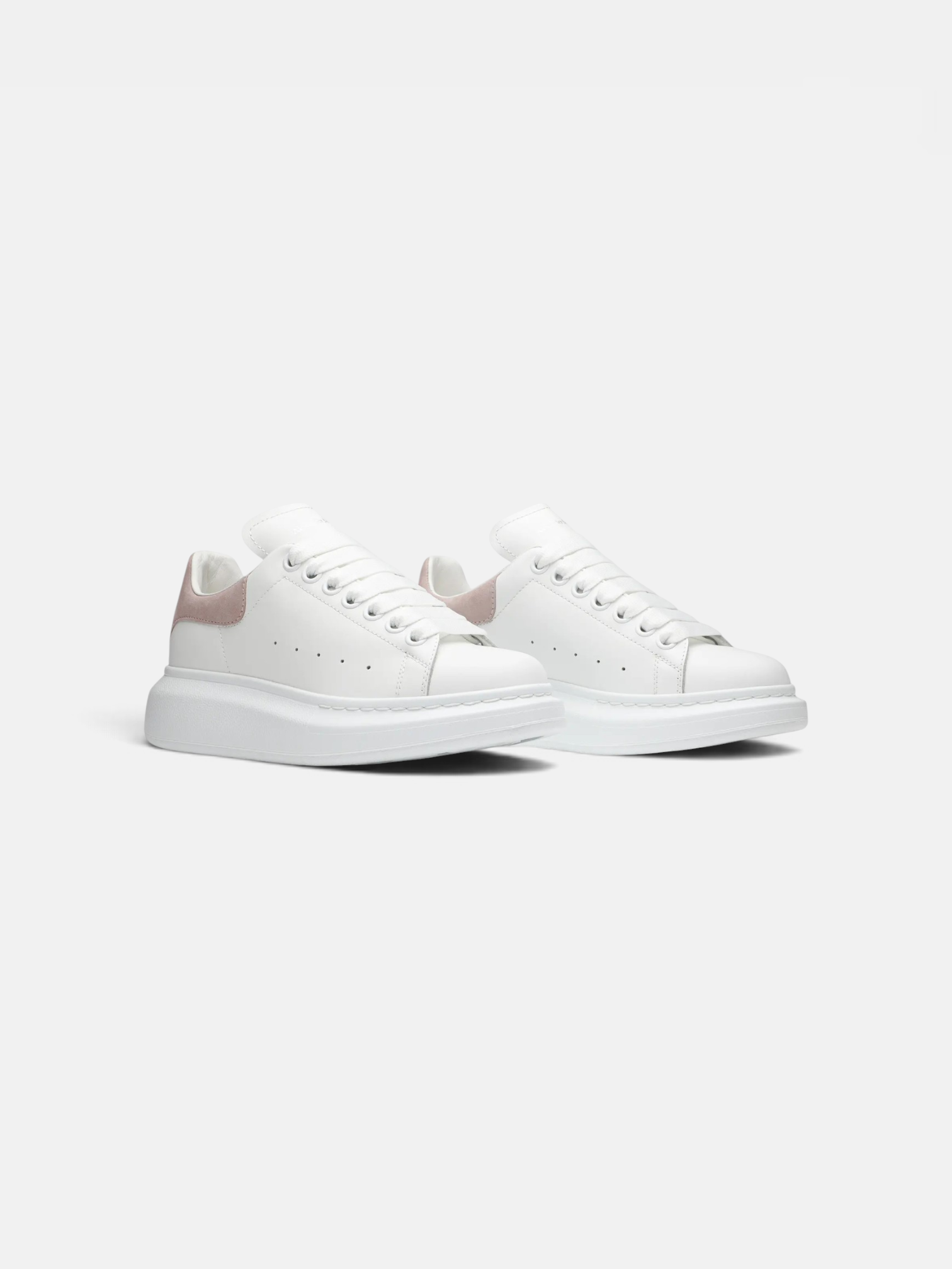 Alexander Alexander McQueen Sneaker White Patchouli – detail view in premium quality with AA+ craftsmanship