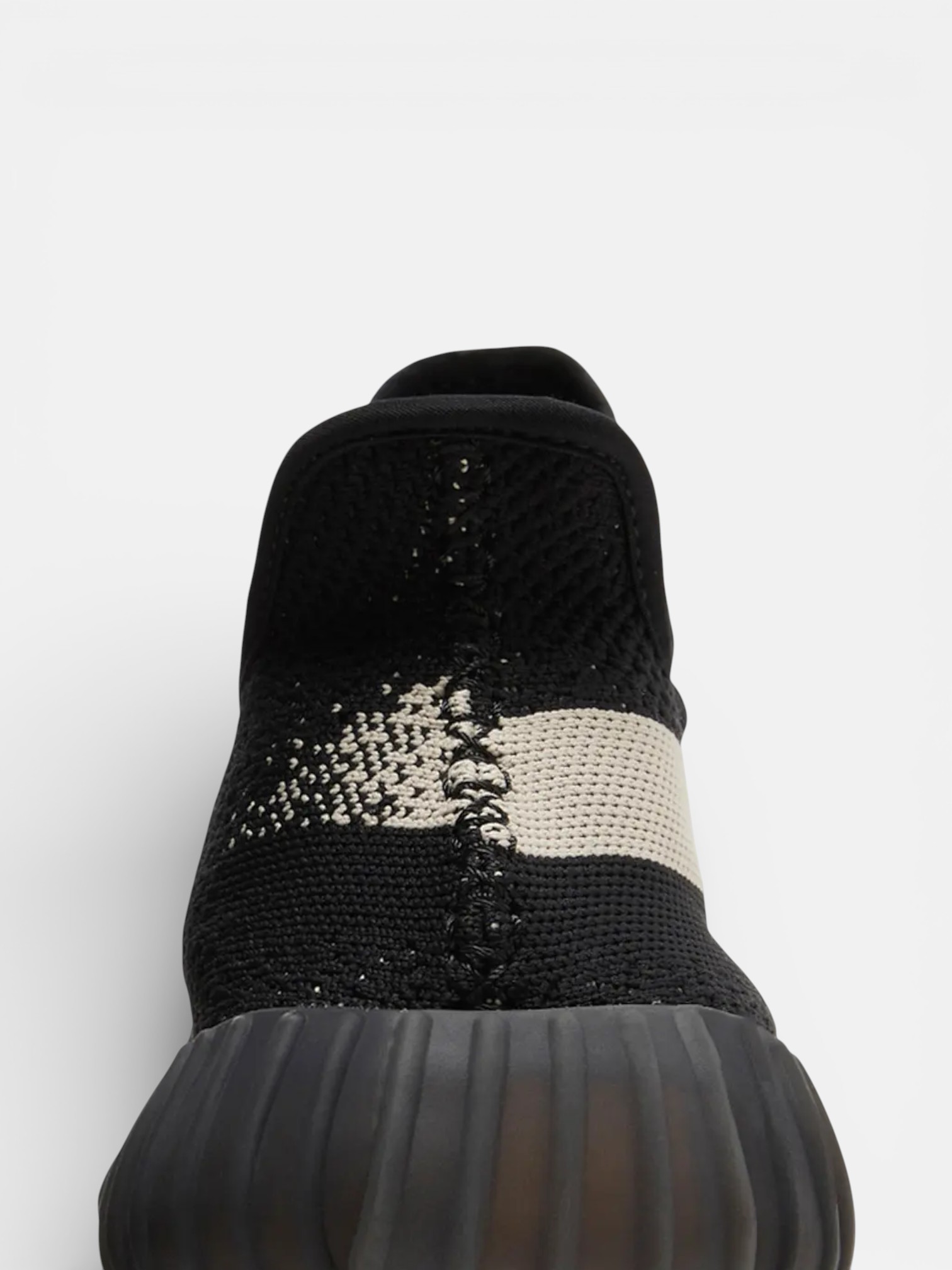 Adidas Adidas Yeezy Boost 350 V2 Oreo – detail view in premium quality with AA+ craftsmanship