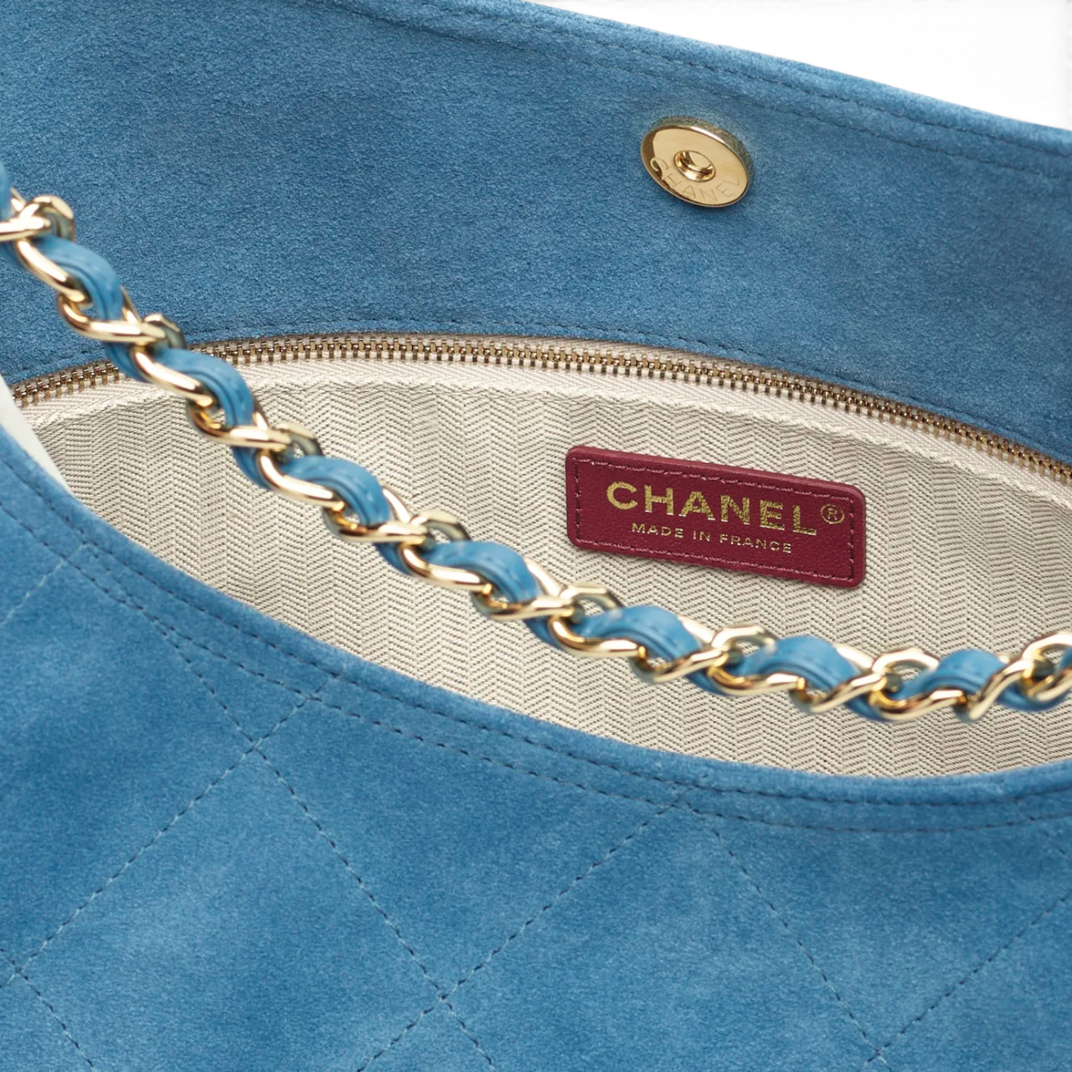 Chanel Chanel Large Tote Suede Calfskin & Gold-Tone Metal Blue – detail view in premium quality with AA+ craftsmanship