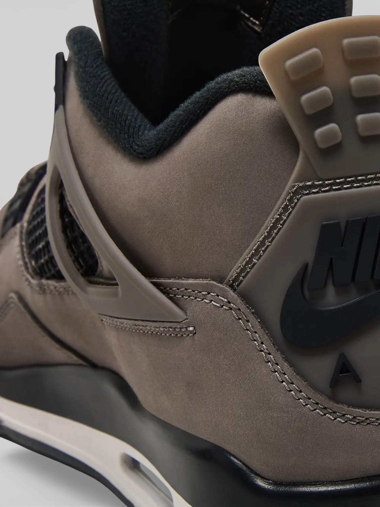 Jordan Jordan 4 Retro Cave Stone – detail view in premium quality with AA+ craftsmanship