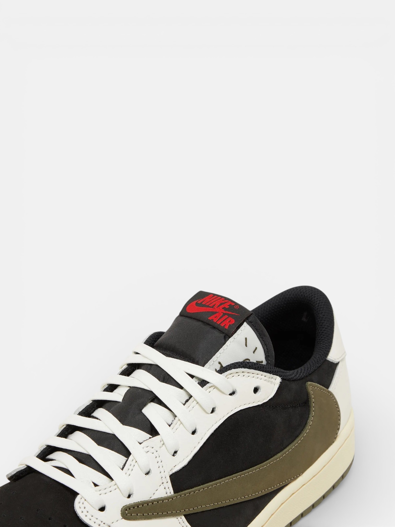 Jordan Jordan 1 Retro Low OG SP Travis Scott Olive – detail view in premium quality with AA+ craftsmanship