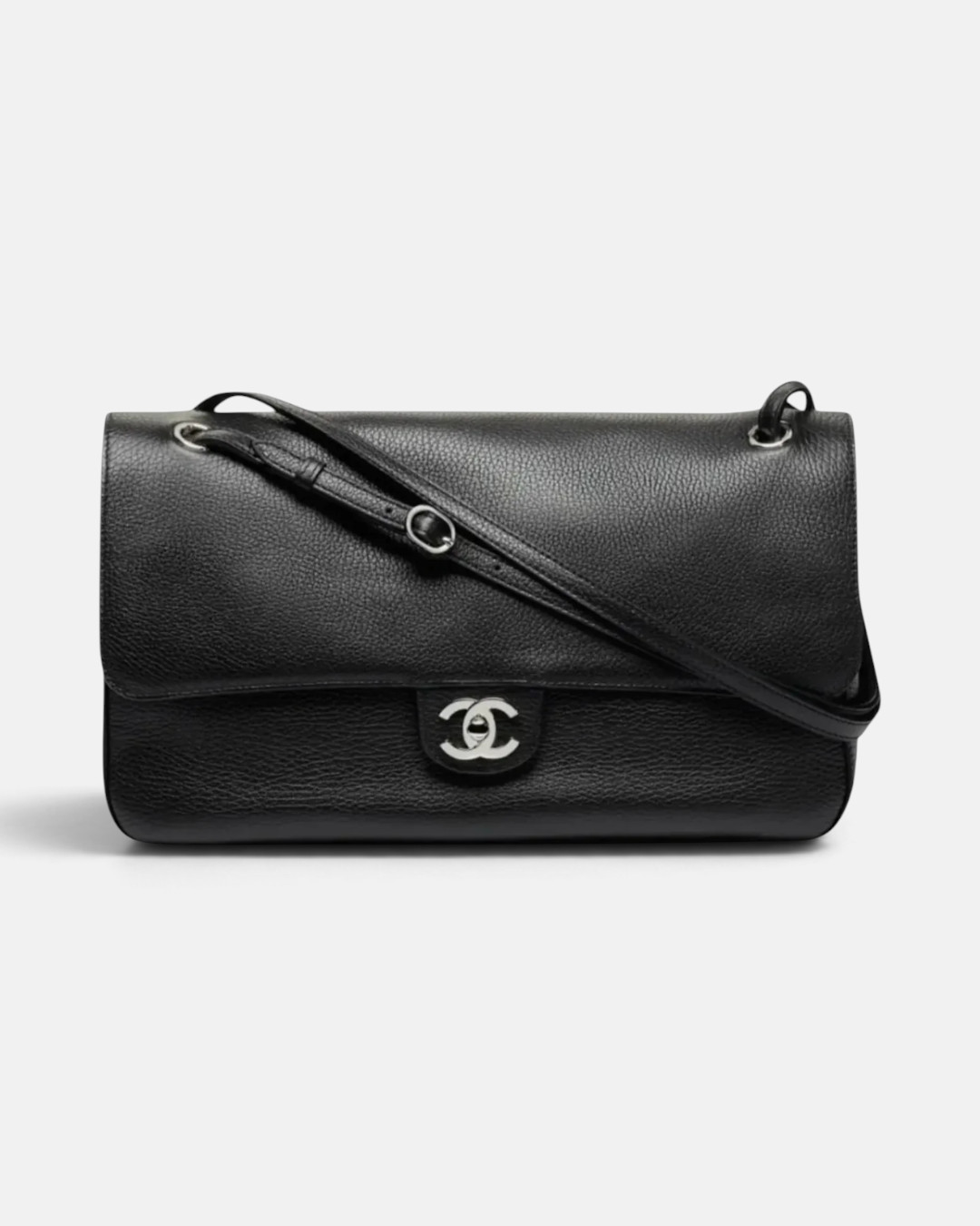 Chanel Chanel Maxi Flap Bag Black Grained Calfskin & Silver Metal – close-up detail view in premium quality with AA+ craftsmanship