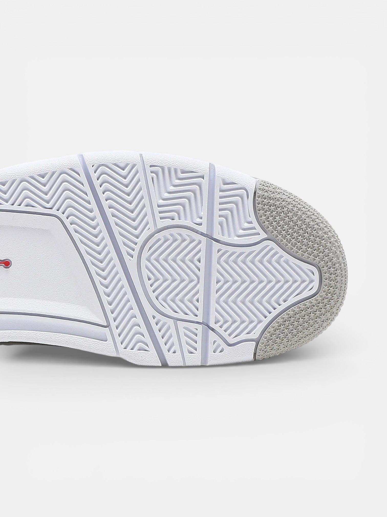 Jordan Jordan 4  Retro White Oreo – detail view in premium quality with AA+ craftsmanship