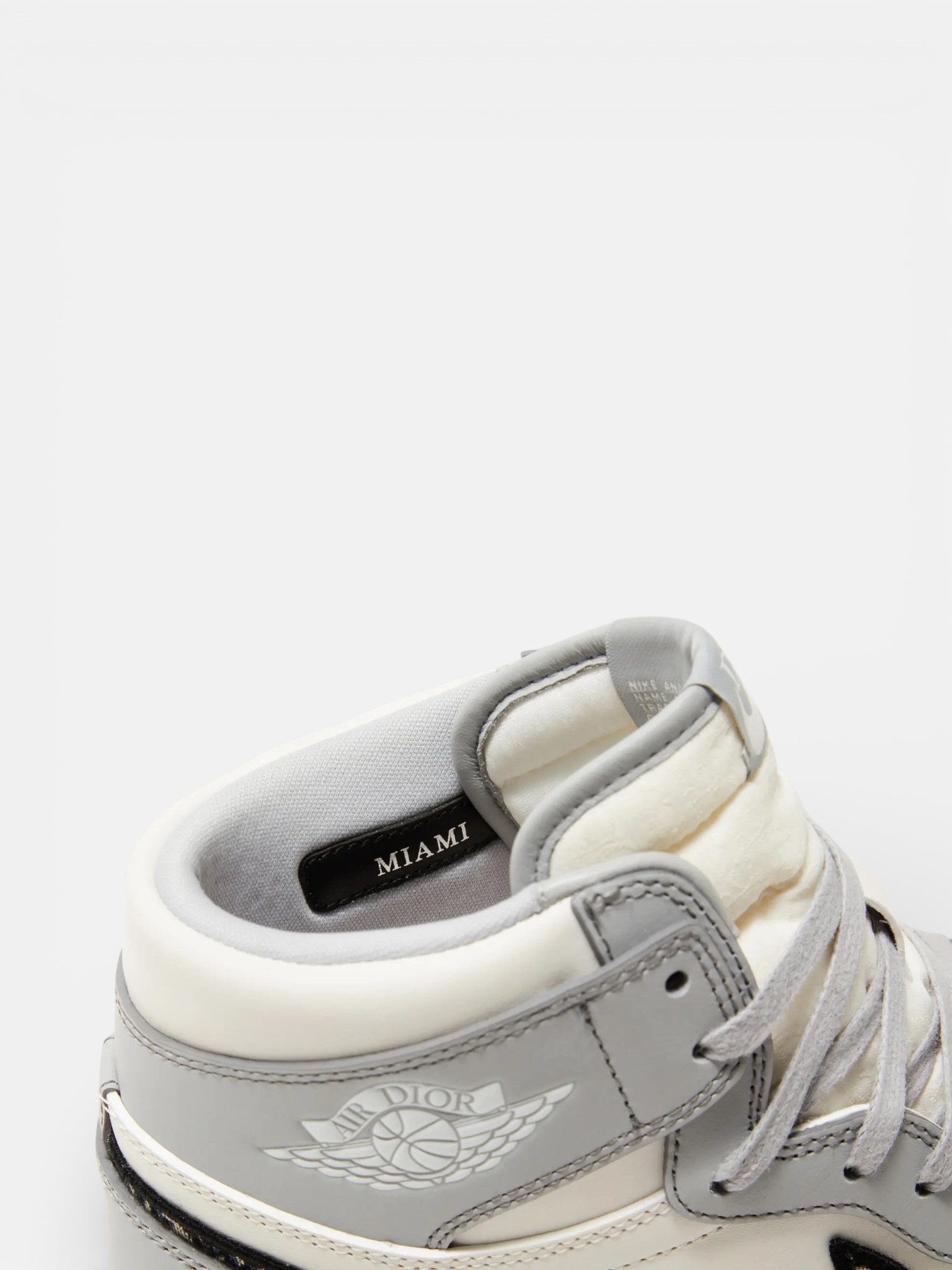 Jordan Jordan 1 Retro High Dior – detail view in premium quality with AA+ craftsmanship