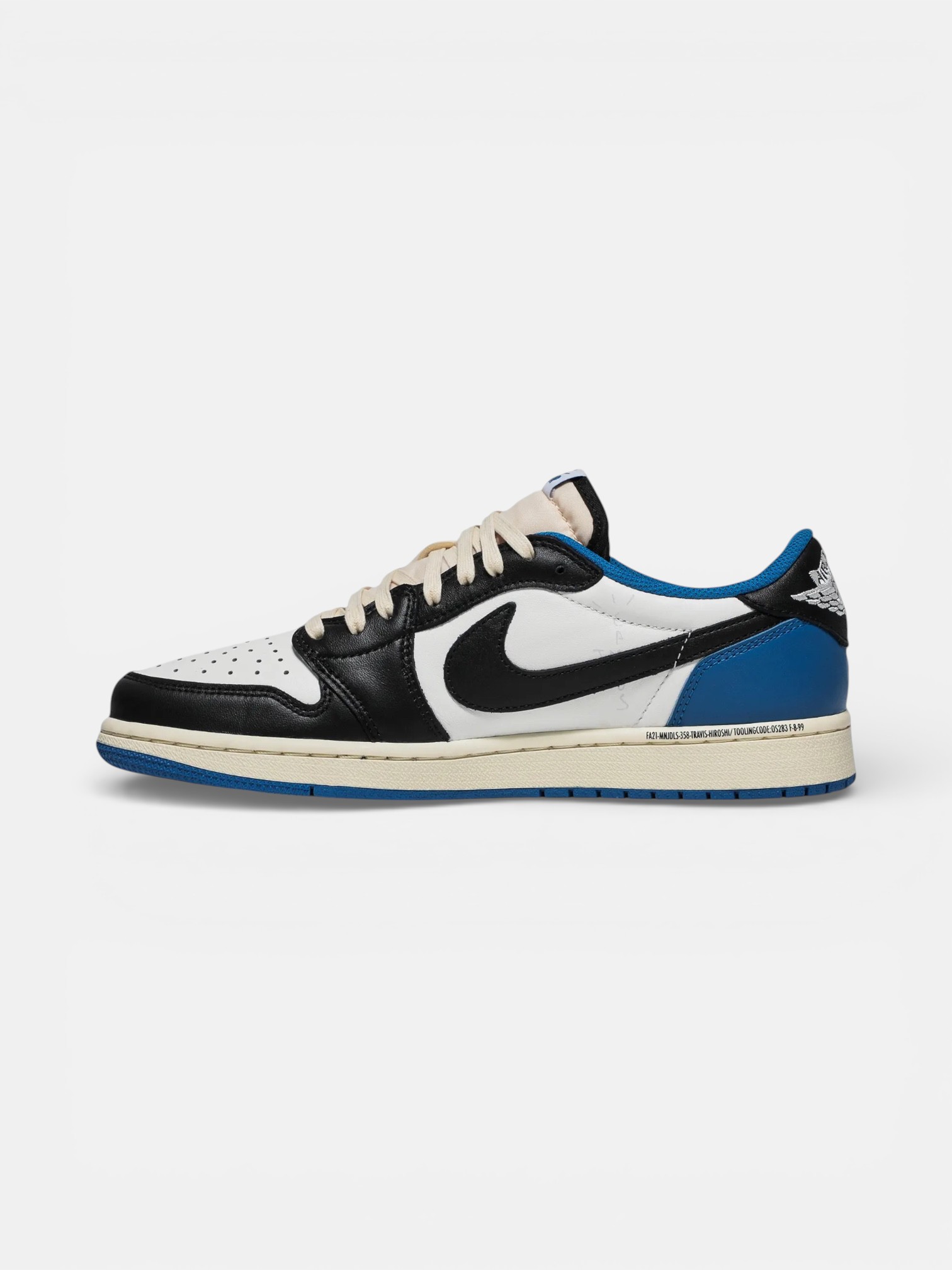 Jordan Jordan 1 Retro Low OG SP Fragment x Travis Scott – close-up detail view in premium quality with AA+ craftsmanship