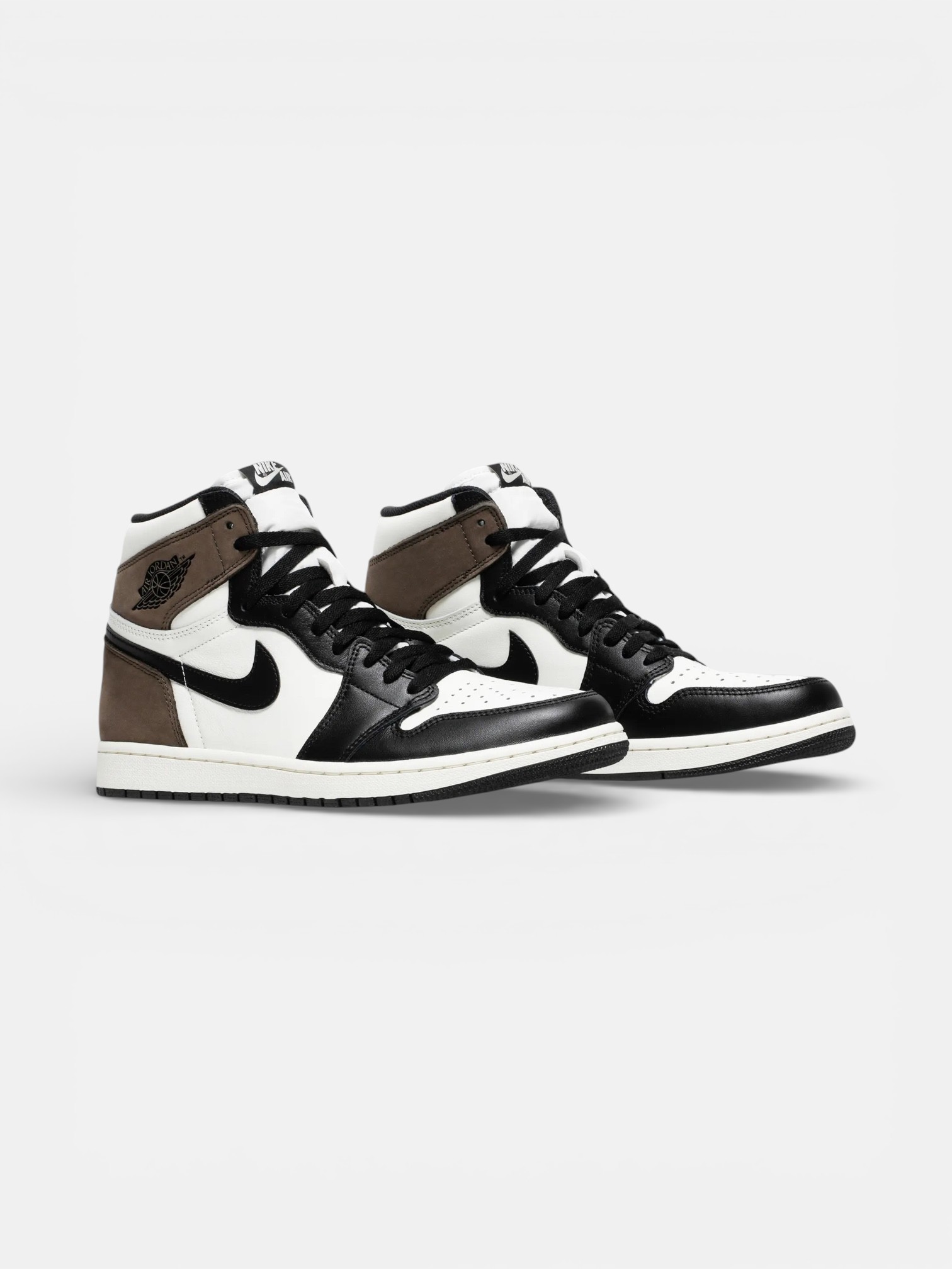 Jordan Jordan 1 Retro High Dark Mocha – detail view in premium quality with AA+ craftsmanship