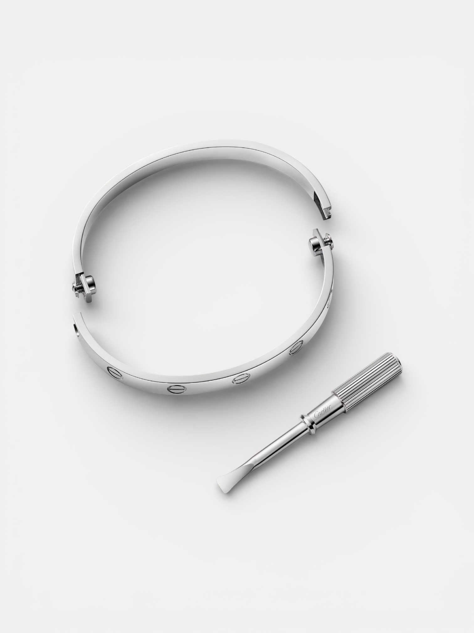 Cartier Cartier Love Bracelet Silver – close-up detail view in premium quality with AA+ craftsmanship