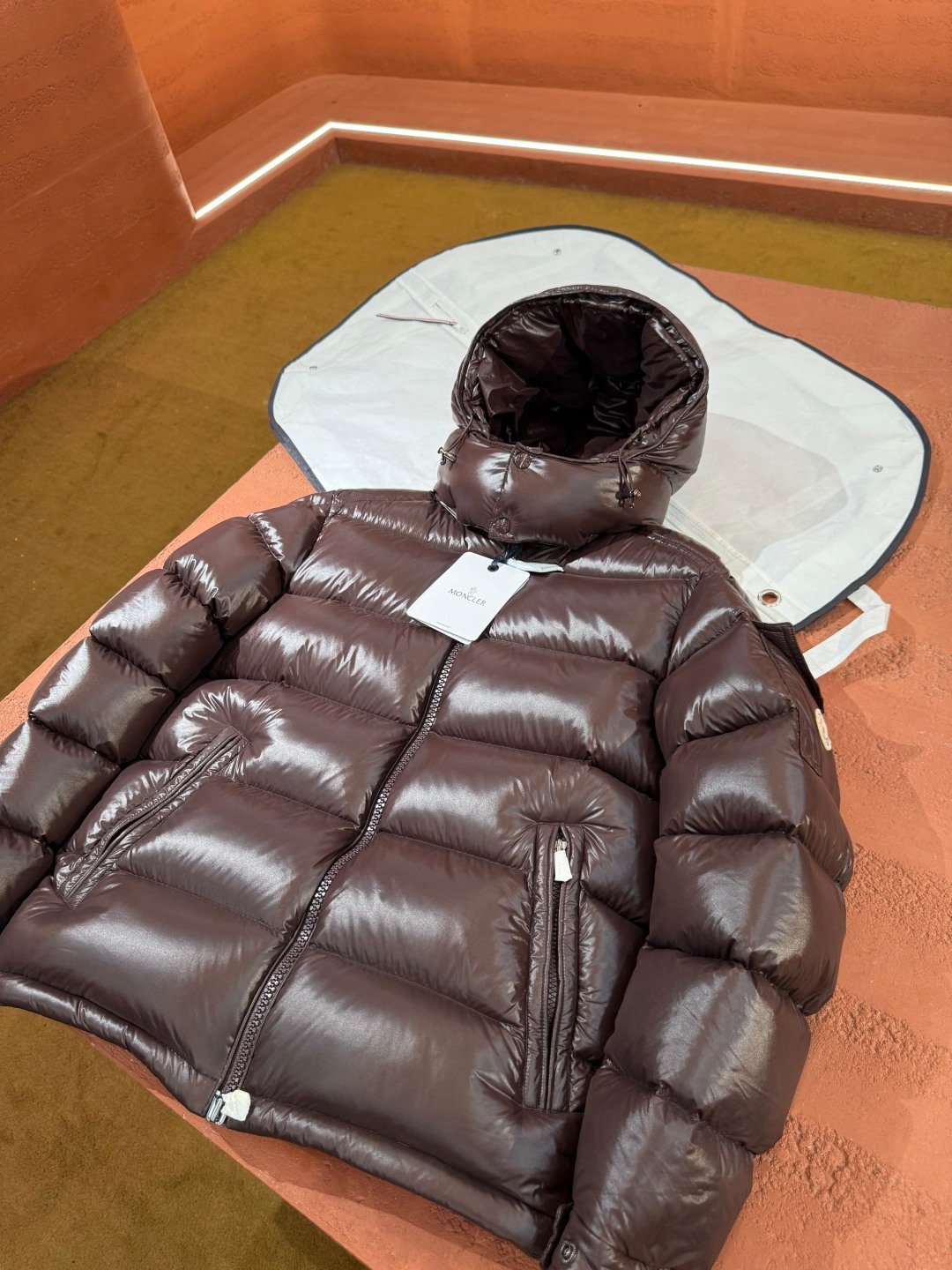 Moncler Moncler Puffer Jacket Brown – close-up detail view in premium quality with AA+ craftsmanship