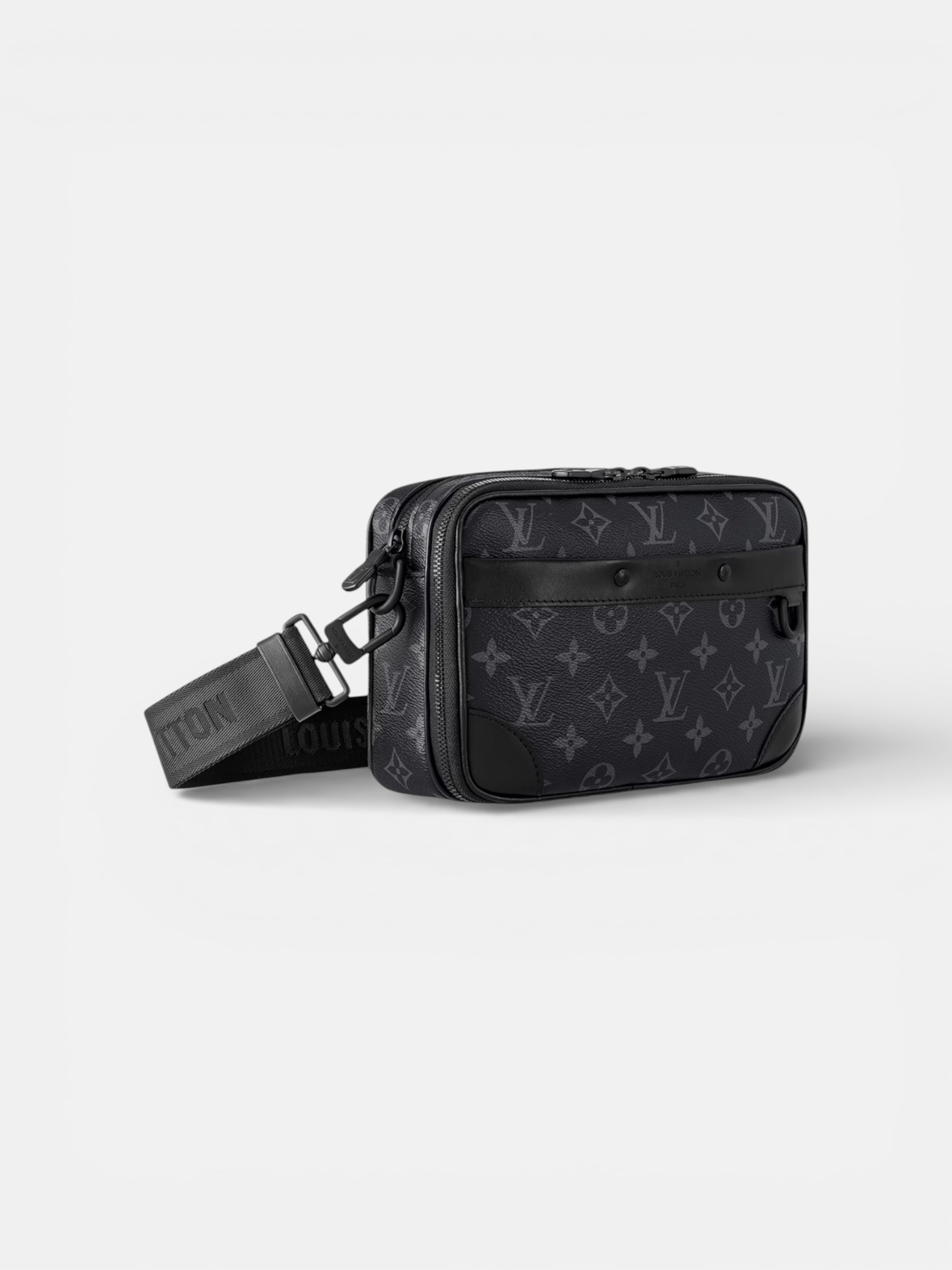 Louis Louis Vuitton Alpha Messenger Monogram Eclipse – close-up detail view in premium quality with AA+ craftsmanship