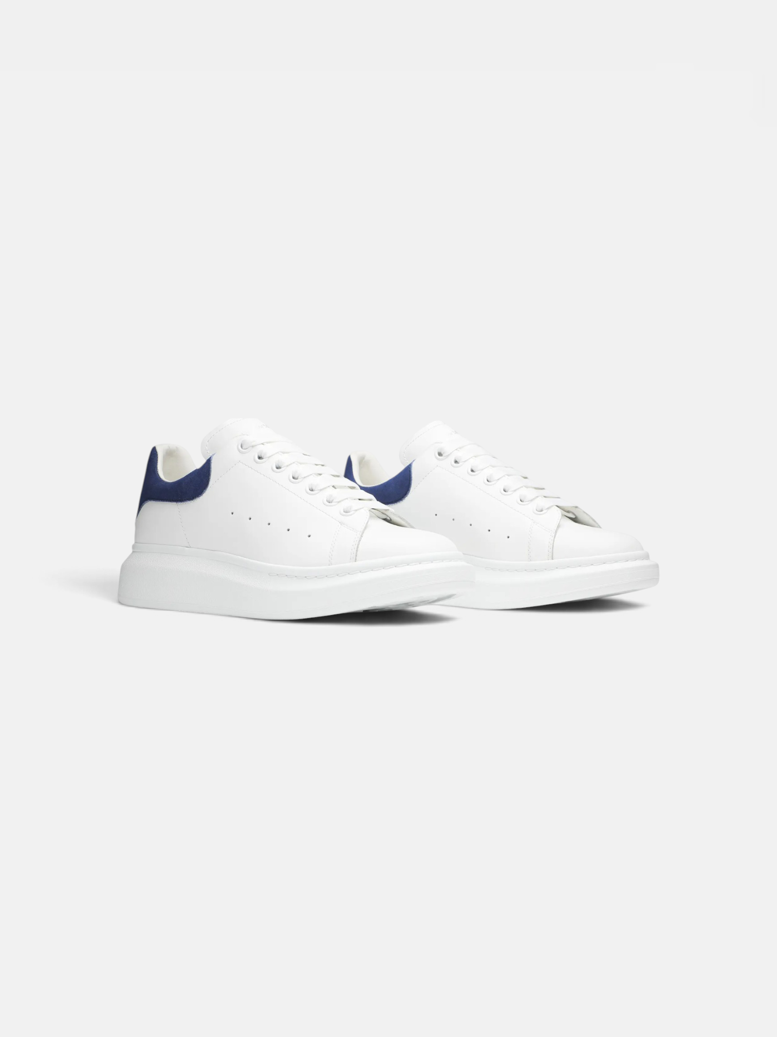 Alexander Alexander McQueen Sneaker White Paris Blue – detail view in premium quality with AA+ craftsmanship