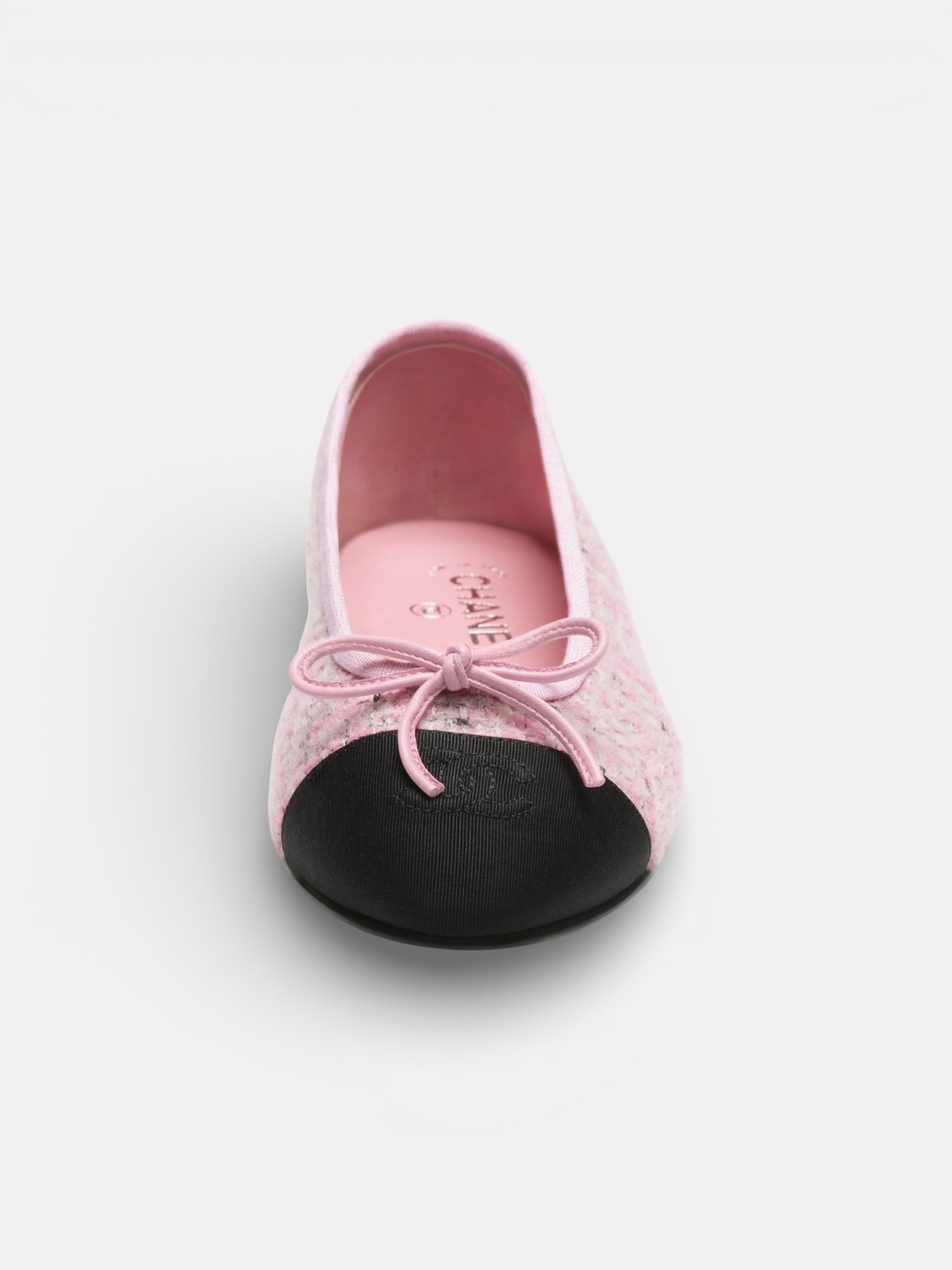 Chanel Chanel Ballet Flats Grosgrain Pink Black – close-up detail view in premium quality with AA+ craftsmanship
