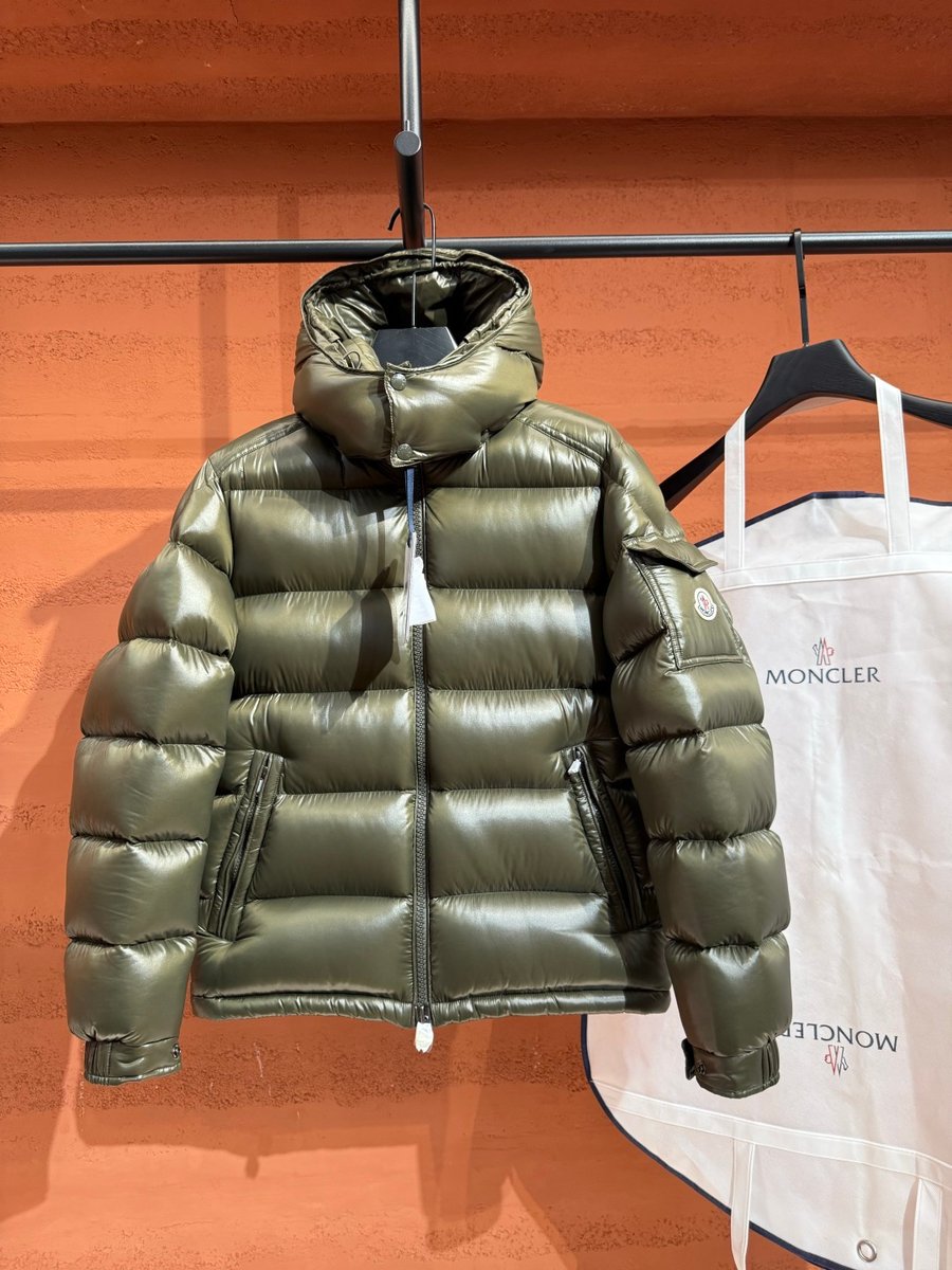 Moncler Puffer Jacket Olive Green - Preview