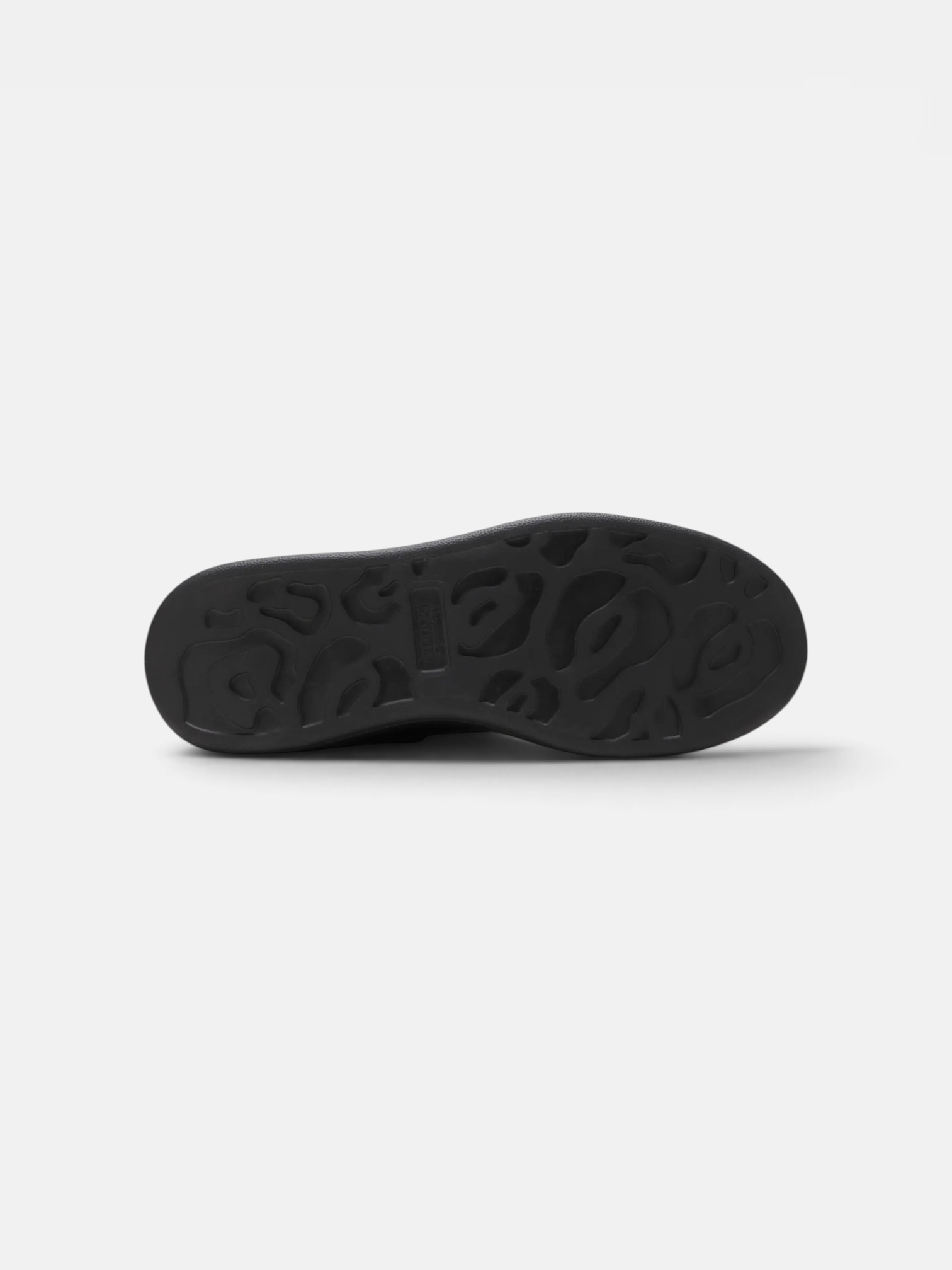 Alexander Alexander McQueen Sneaker All Black – close-up detail view in premium quality with AA+ craftsmanship