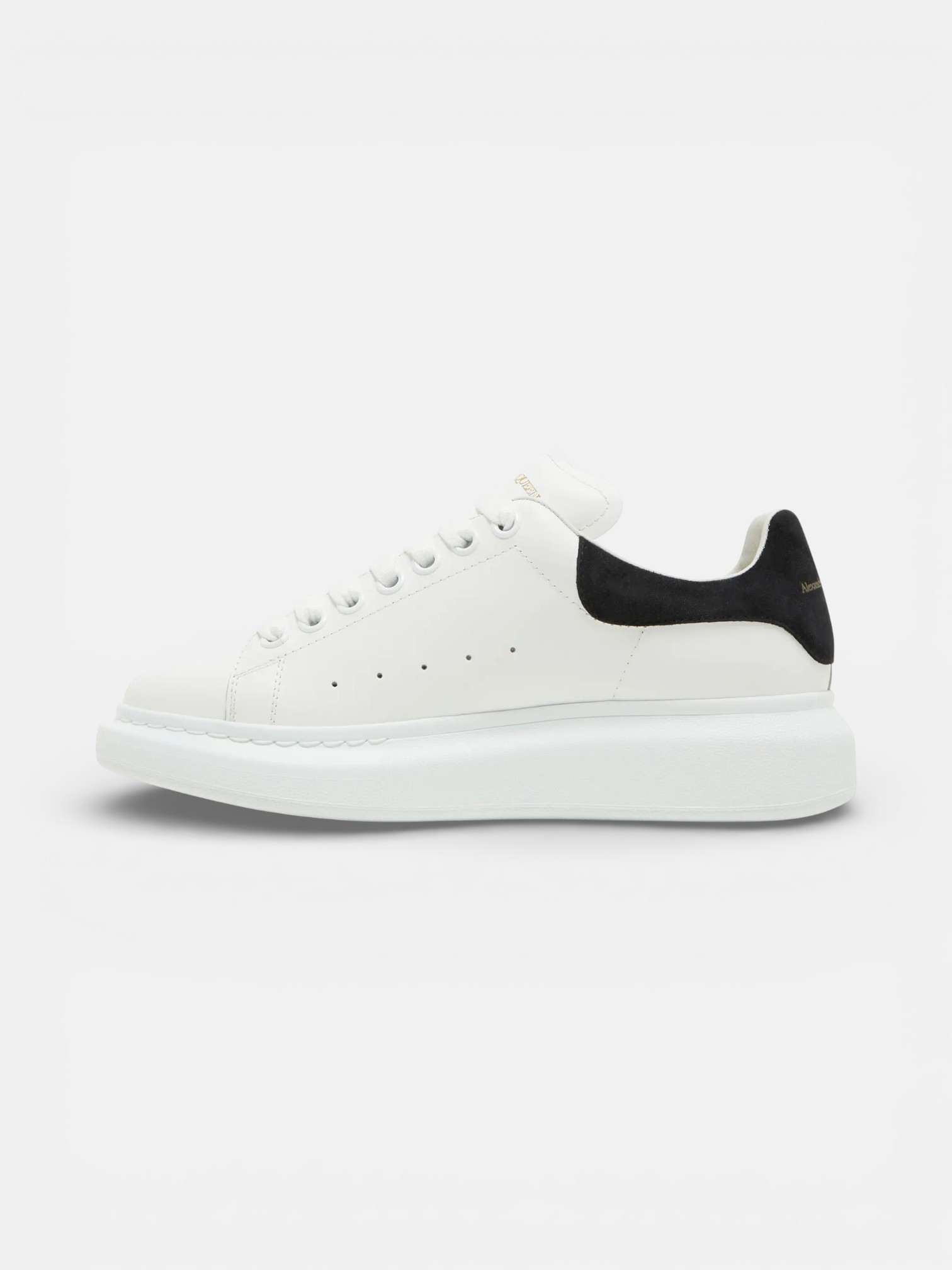 Alexander Alexander McQueen Sneaker White Black – close-up detail view in premium quality with AA+ craftsmanship