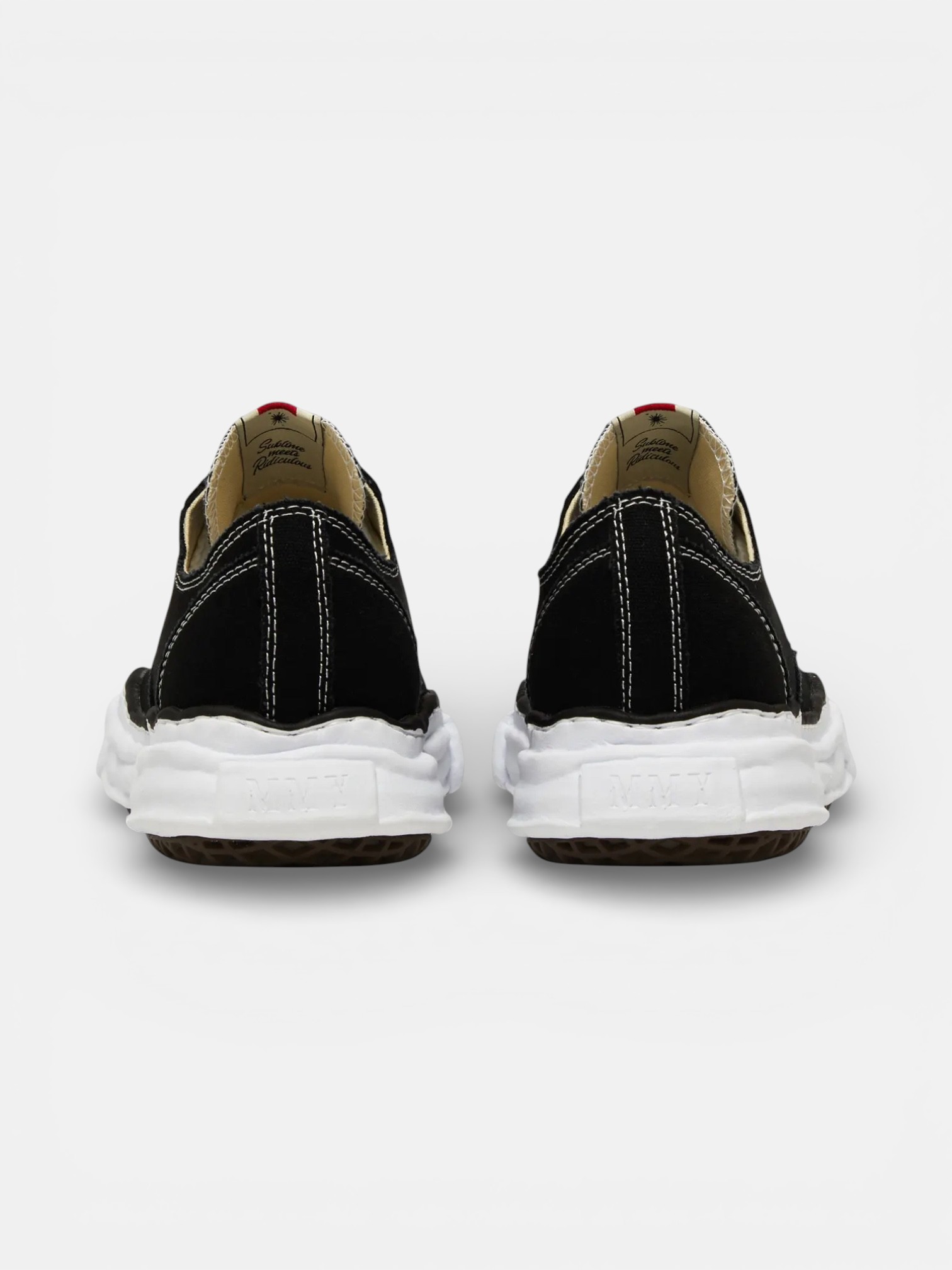 Maison Maison Mihara Yasuhiro Peterson OG Low Black – detail view in premium quality with AA+ craftsmanship